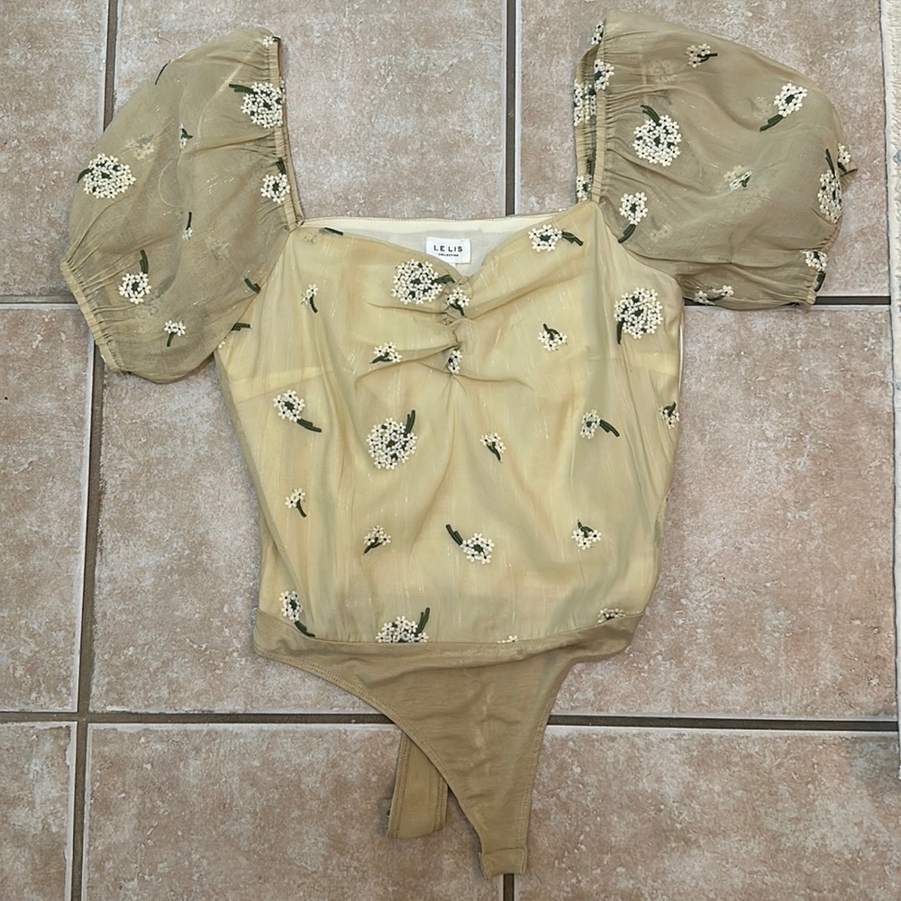 Le Lis floral bodysuit with sheer sleeves